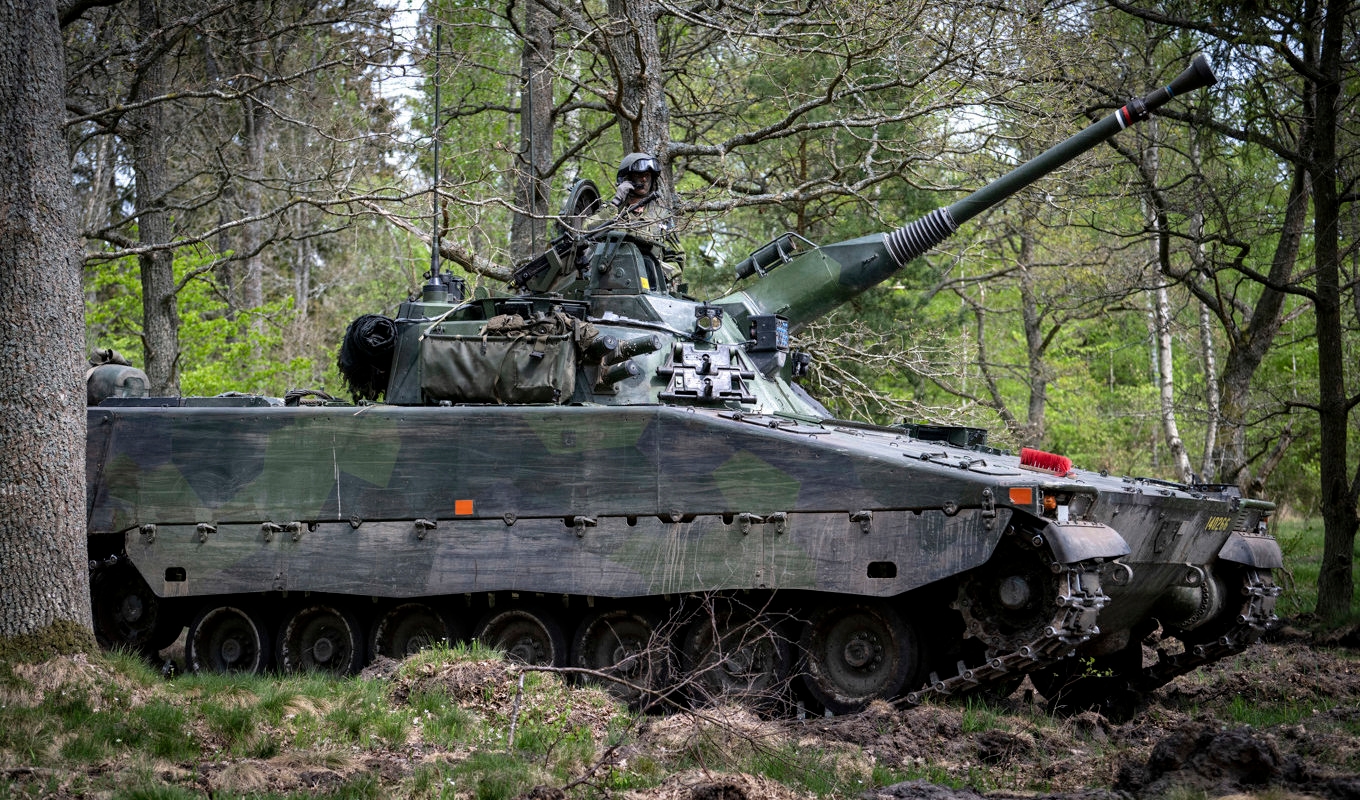 Regeringen planerar att skicka bland annat Stridsfordon 90 till Ukraina. Arkivbild. Foto: Johan Nilsson/TT