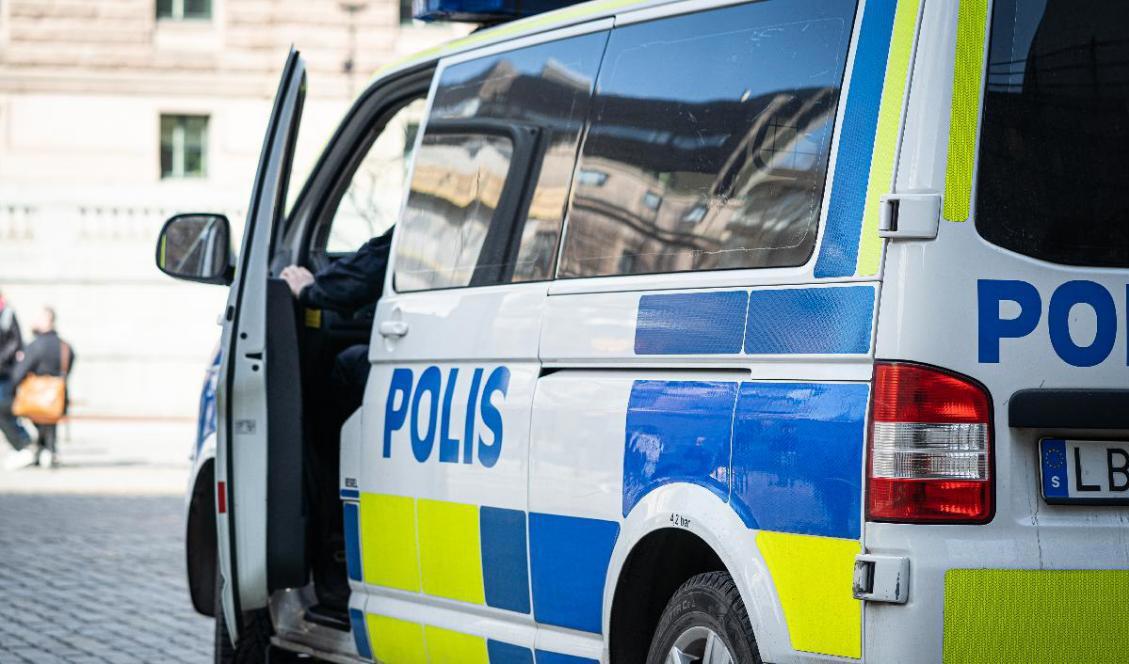 I somras attackerade och hotade en man poliser i Strängnäs. Han döms nu till fängelse och utvisning. Foto: Sofia Drevemo