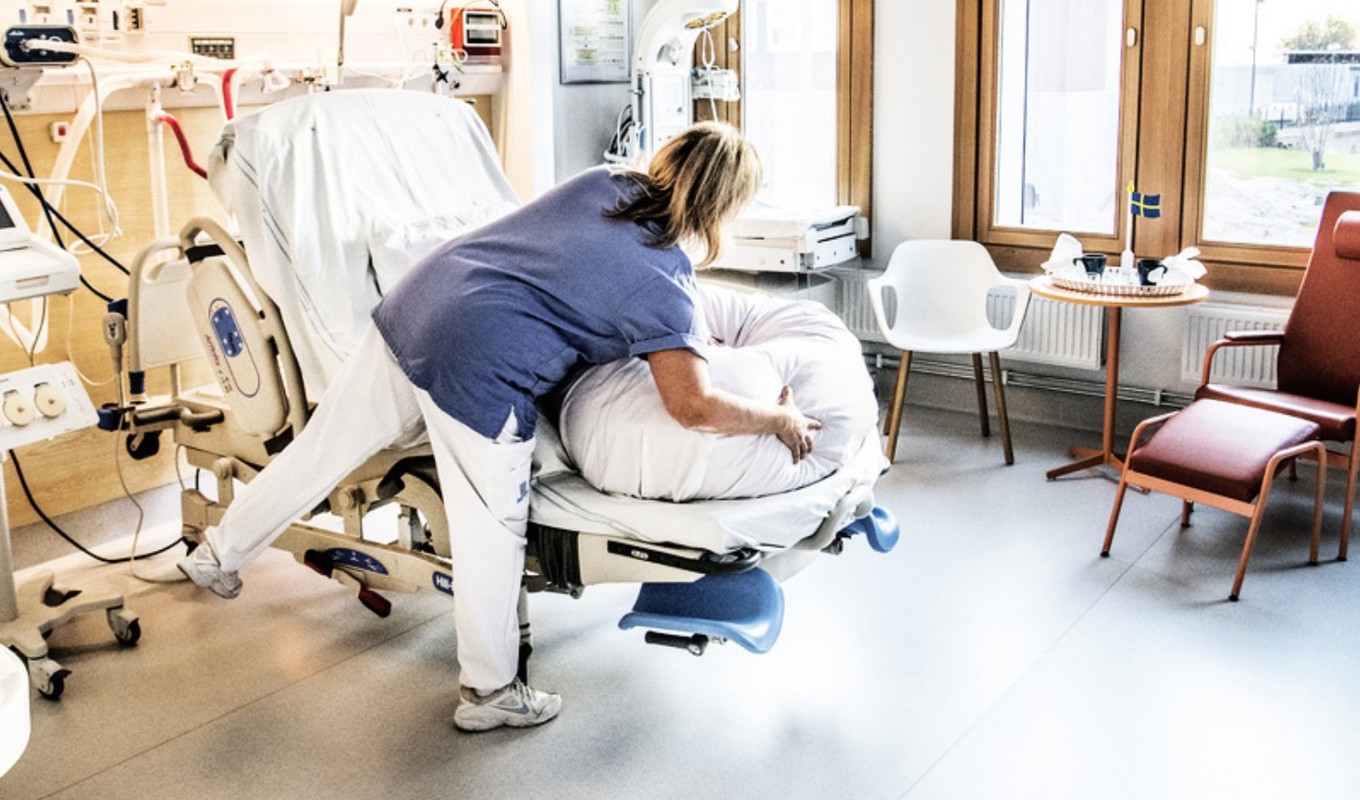 Personal inom vården utsätts ofta för brott och trakasserier. Arkivbild. Foto: Tomas Oneborg/SvD/TT