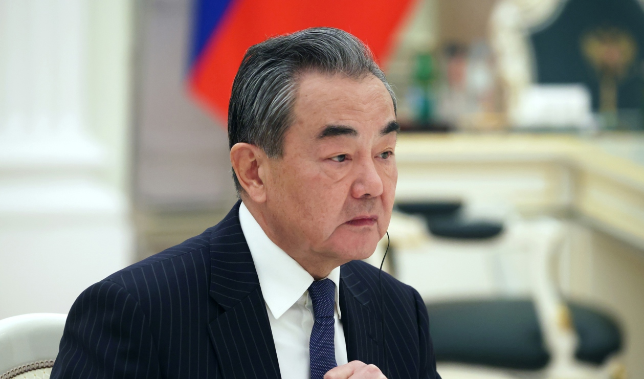 Kinas toppdiplomat Wang Yi har medlat mellan Iran och Saudiarabien. Arkivbild. Foto: Anton Novoderezhkin/Sputnik/Kremlin Pool Photo/AP/TT