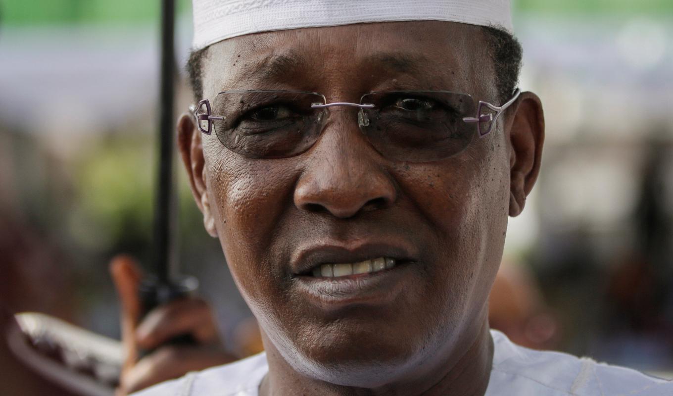 Idriss Déby styrde Tchad med järnhand i tre årtionden. Han dog 2021 – efter ha valts till president för en sjätte period – efter skador han ådragit sig i strid med rebeller. Arkivbild. Foto: Sunday Alamba/AP/TT