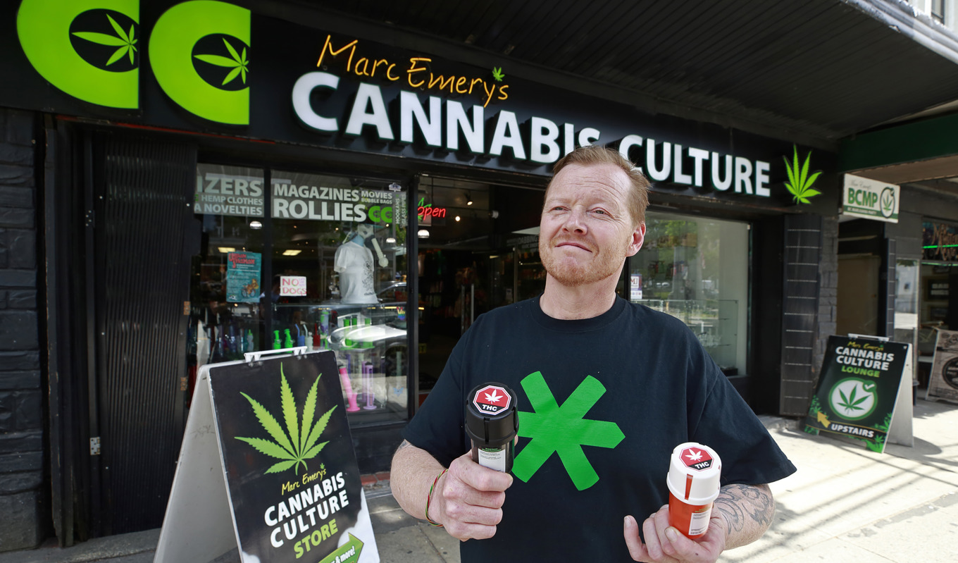 Redan 2018 legaliserades bruket av cannabis i Kanada. Nu tycks några företag i British Columbia förbereda sig för en eventuell framtida legalisering även av tyngre droger.Foto: Jeff Vinnick/Getty Images