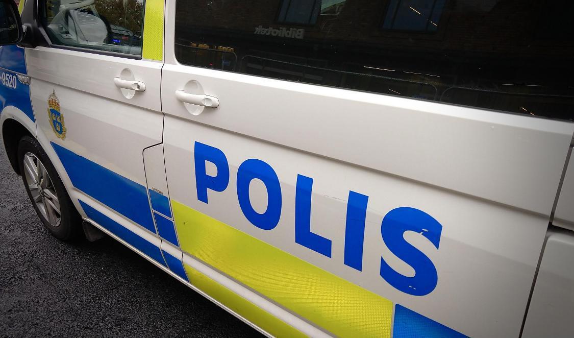 En person greps natten mot torsdagen efter en misstänkt skottlossning i Kramfors kommun. Drygt en timme senare fick polisen in larm om en misstänkt skottlossning mot en bostad i Strängnäs. Foto: Epoch Times
