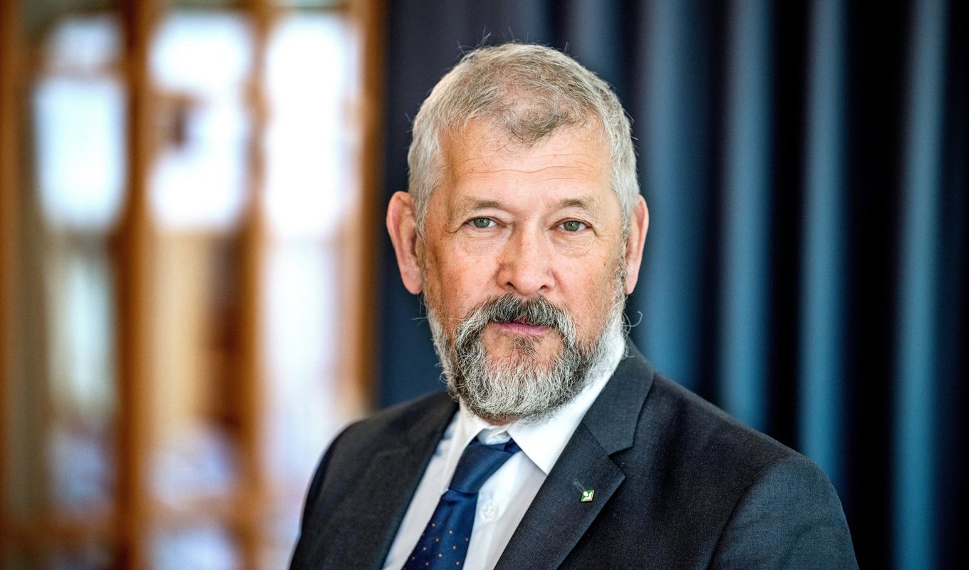 Försäkringskassan generaldirektör Nils Öberg säger nu att elstödet till hushållen för november och december förra året ska finnas på kontot senast den 9 juni. För ett villahushåll i södra Sverige kan det handla om cirka 5|000 kronor, i norra Sverige någon tusenlapp mindre. Foto: Claudio Bresciani / TT