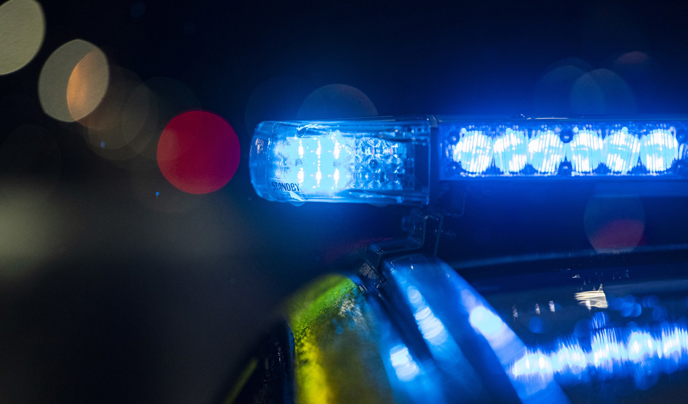 Tre personer har gripits misstänkta för människorov efter att en man drogs in i en skåpbil där han blev bestulen på bland annat sin plånbok och mobil. Arkivbild. Foto: Johan Nilsson/TT