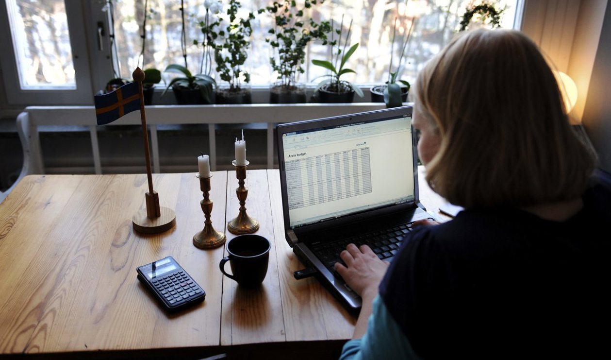 Psykologer märker att fler oroar sig över ekonomin. Arkivbild. Foto: Jessica Gow/TT