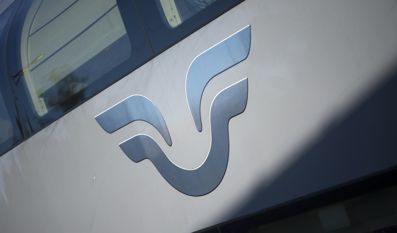 Det råder sedan halv sju på fredagen totaltstopp i tågtrafiken söderut från Stockholm. Foto: Fredrik Sandberg/TT