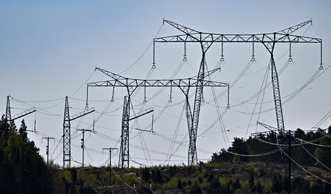 Elpriserna förblir relativt låga under måndagen. Arkivbild. Foto: Jonas Ekströmer/TT
