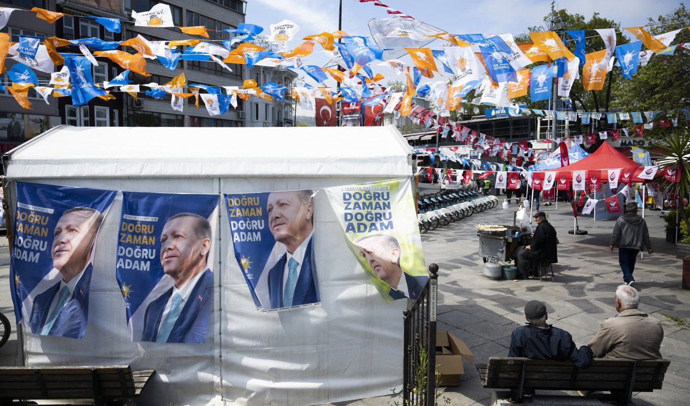 Valstuga för regeringspartiets AKP och president Recep Tayyip Erdogan i Istanbul. Foto: Henrik Montgomery/TT