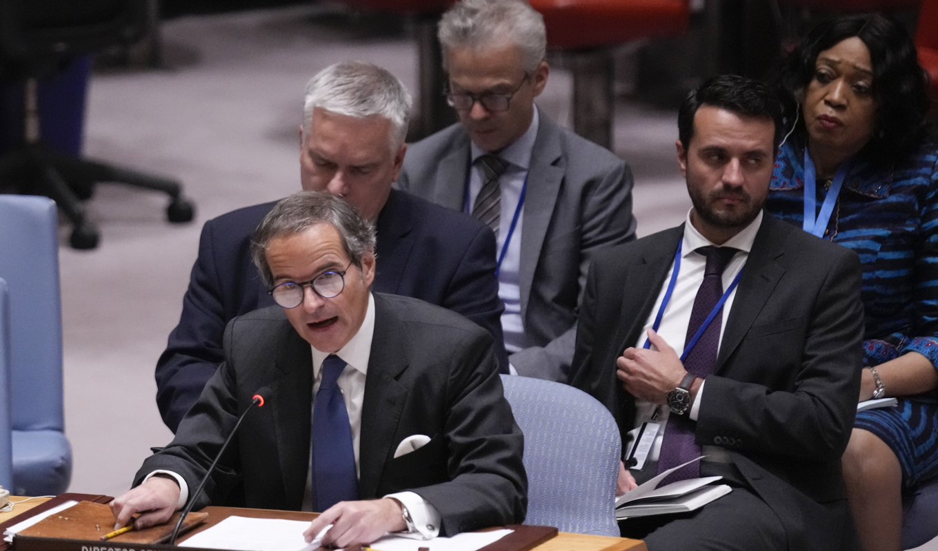 IAEA:s generaldirektör Rafael Grossi i FN:s säkerhetsråd på tisdagen. Foto: Seth Wenig/AP/TT