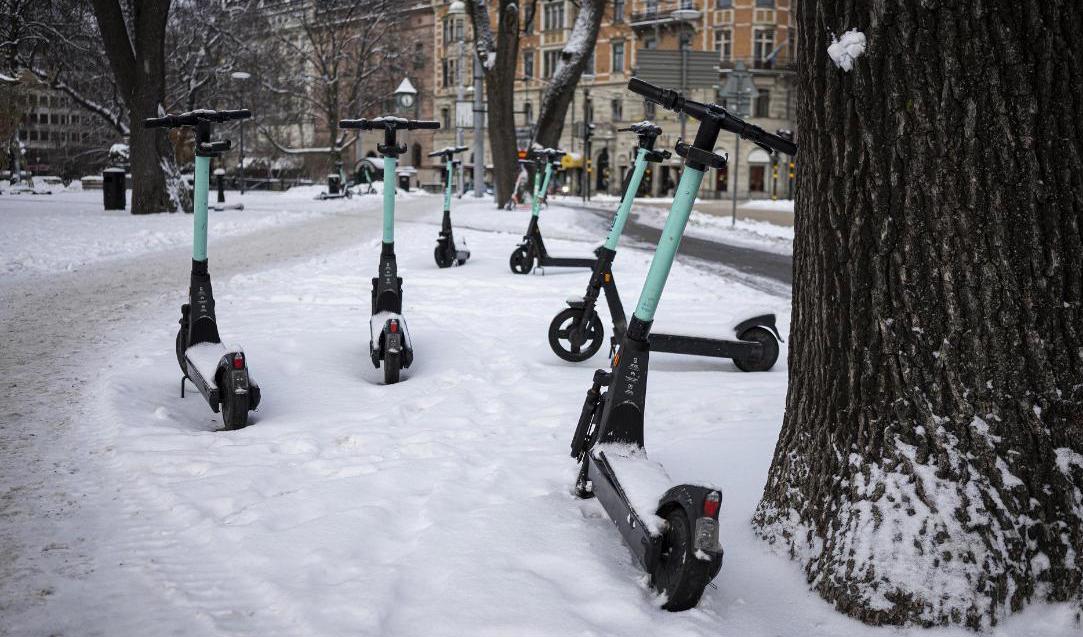 Eldsvådor i hoverboards har gått ner, medan bränder i elsparkcyklar ökar. Foto: Sofia Drevemo