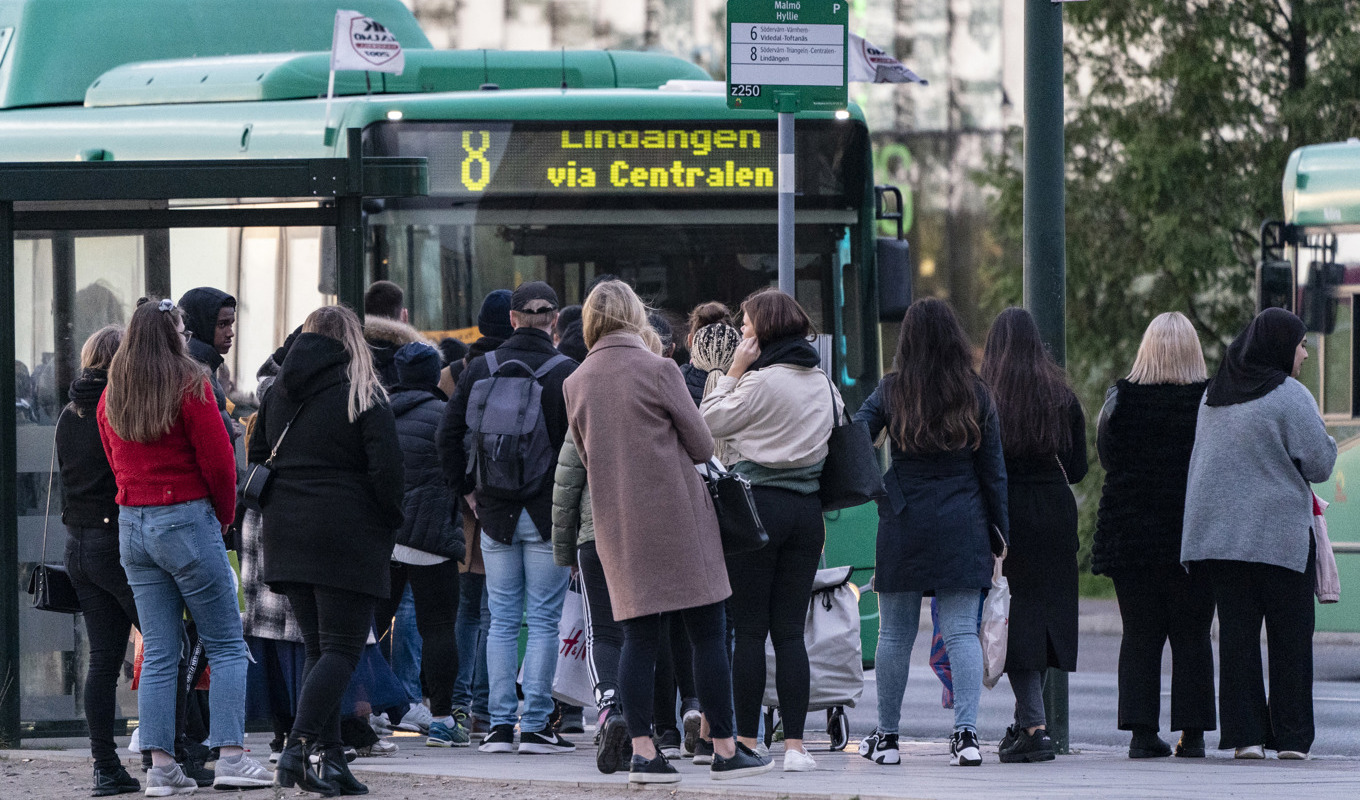 Från den 7 juni får de som reser med kollektivtrafiken stärkt skydd vid förseningar som leder till missade anslutningsresor. Arkivbild. Foto: Johan Nilsson/TT
