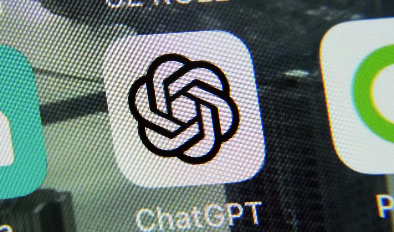 Det diskuteras avtal om ersättning till nyhetsmedier från textrobotar som Chat GPT. Arkivbild Foto: Richard Drew AP/TT