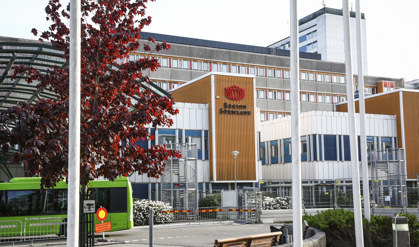 I östra Sörmland har ett projekt startats som handlar om blodtransfusion till patienter med livshotande blödning utanför sjukhus. Det är en dimridå. Foto: Per Karlsson/TT