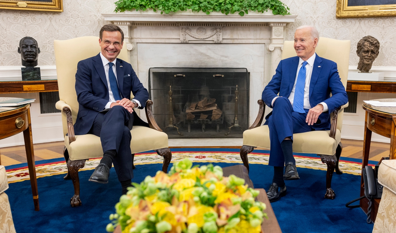 Statsminister Ulf Kristersson och USA:s president Joe Biden i Ovala rummet i Vita huset. Foto: Stefan Jerrevång/TT