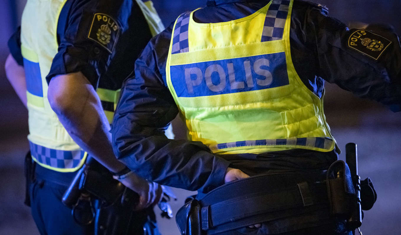 Många olika kompetenser inom polisen kallades till Marvikens kraftverk i går kväll. Arkivbild. Foto: Johan Nilsson/TT