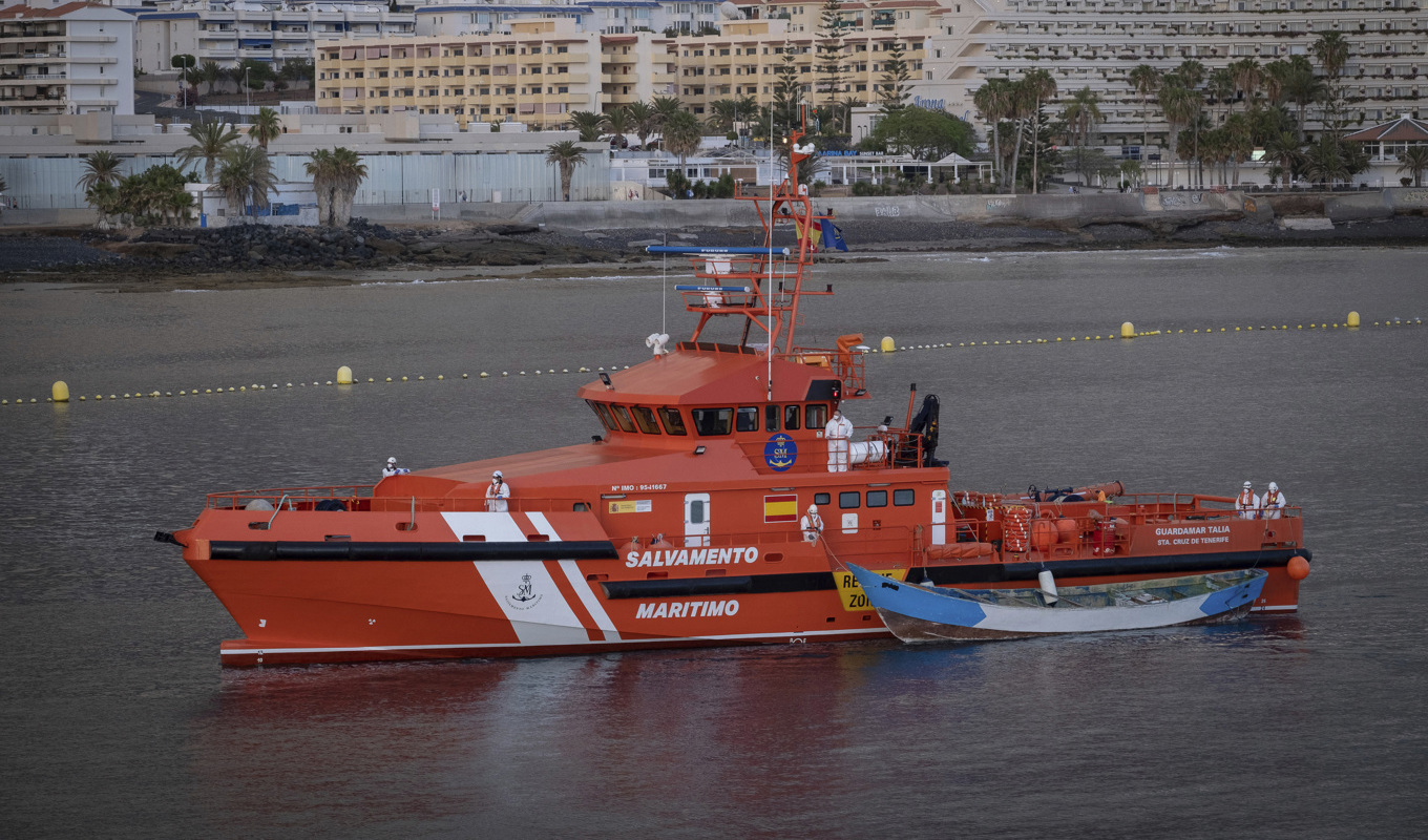 Den spanska sjöräddningen deltar i sökandet utanför Kanarieöarna. Arkivbild. Foto: Andres Gutierrez/AP/TT