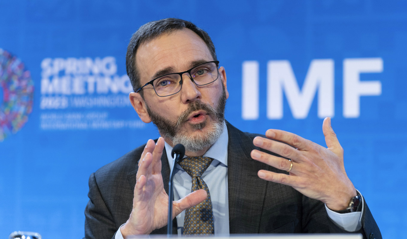 Chefsekonomen Pierre-Olivier Gourinchas på IMF säger att tillväxten fortfarande är låg i världen. Arkivbild Foto: Jose Luis Magana/AP/TT