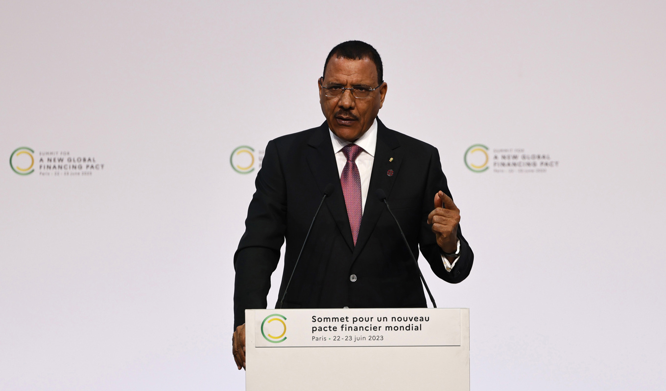 Nigers avsatte president Mohamed Bazoum. Foto: Ludovic Marin/AP/TT