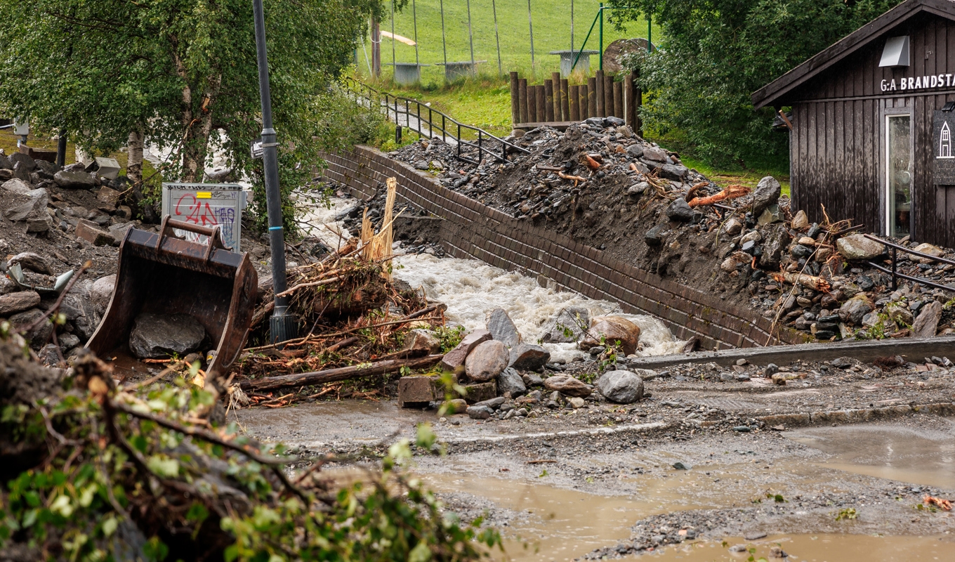 Det kommer att ta tid att röja upp inte bara i Åre (bilden) efter Hans, regnovädret som härjat i södra och mellersta Sverige de senaste dagarna. Foto: Johan Axelsson/TT