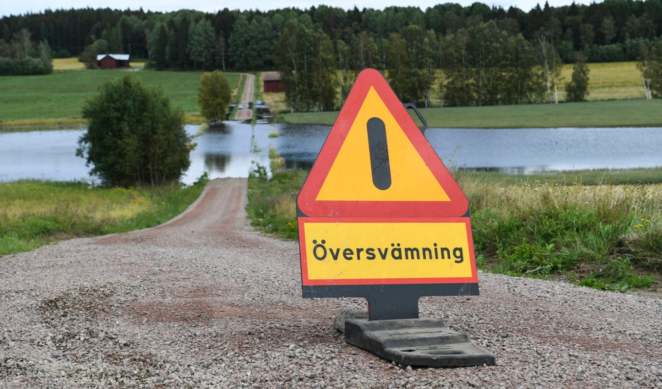 Det är risk för översvämning och höga vattenflöden till följd av senaste tidens kraftiga regn. Arkivbild. Foto: Fredrik Sandberg/TT