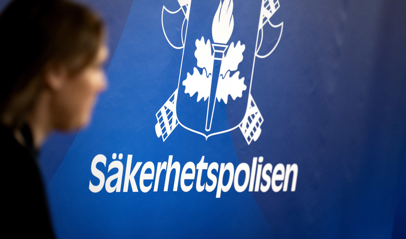 "Det här är vad vi som Säkerhetspolisen gör dygnet runt, året om och vi anpassar vår verksamhet utifrån den hotbild som råder", svarar Säpos presstalesperson på frågan om de har tillräckligt med resurser. Foto: Pontus Lundahl / TT