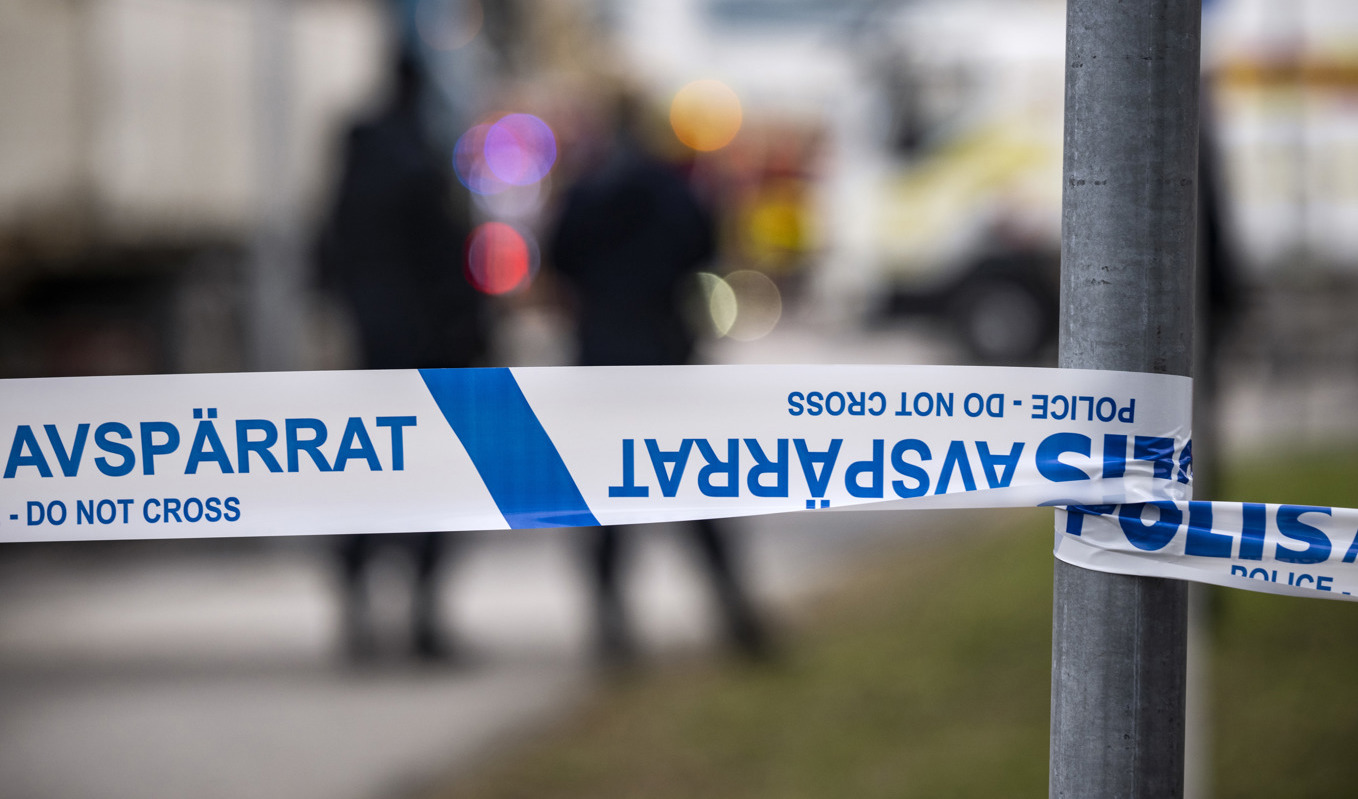 Förra våren larmades polis till ett bostadshus i centrala Malmö sedan en hemmagjord bomb hittats i en matavfallspåse utanför en port. Arkivbild. Foto: Johan Nilsson/TT