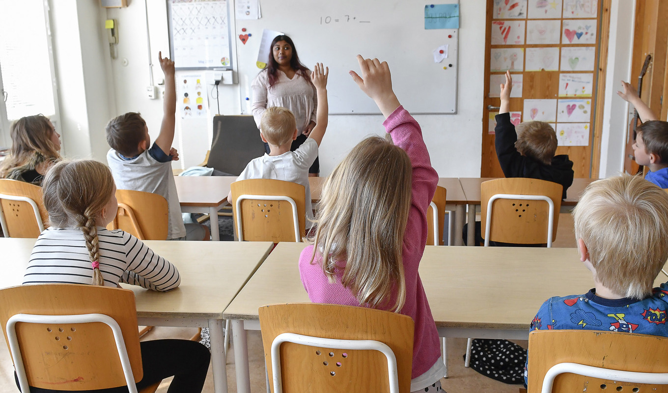 Regeringen föreslår att likvärdighetsbidraget, till skolor med tuffare förutsättningar, förstärks. Arkivbild. Foto: Jonas Ekströmer/TT