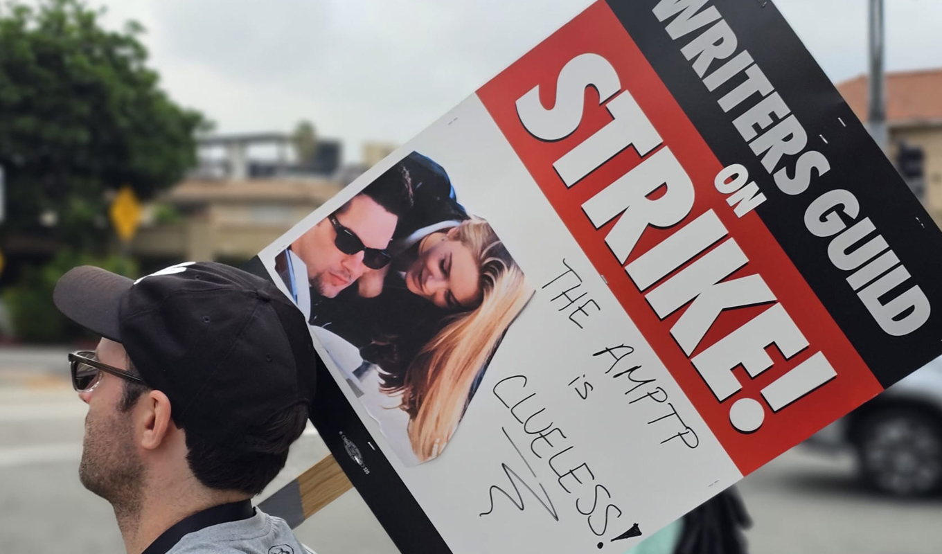 Strejken bland manusförfattare ser ut att vara på väg att lösas. Arkivbild. Foto: Damian Dovarganes/AP/TT