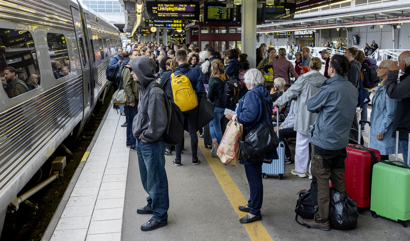 Trafiken beräknas återupptas vid klockan 21. Arkivbild. Foto: Stefan Jerrevång/TT