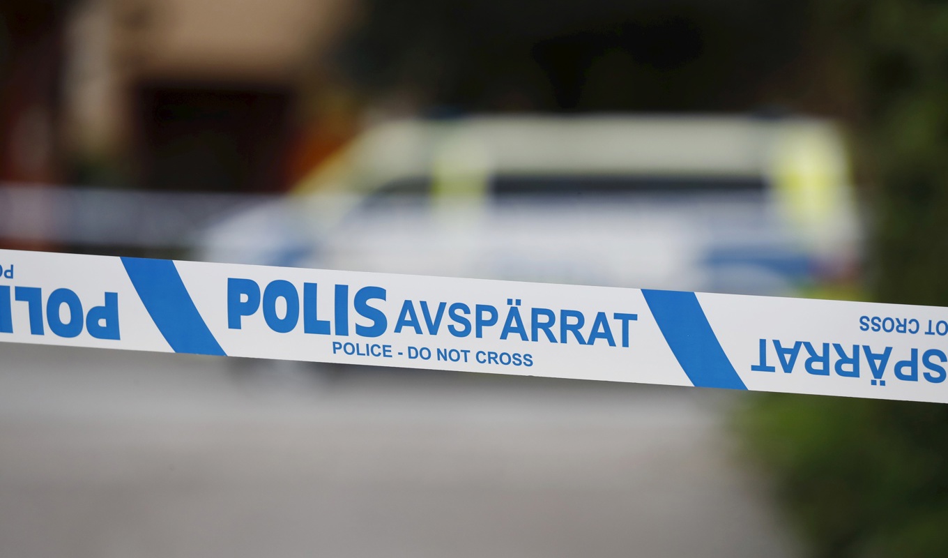 Det var under lördagsförmiddagen som en person hittades död i en fastighet. Arkivbild. Foto: Mickan Palmqvist/TT