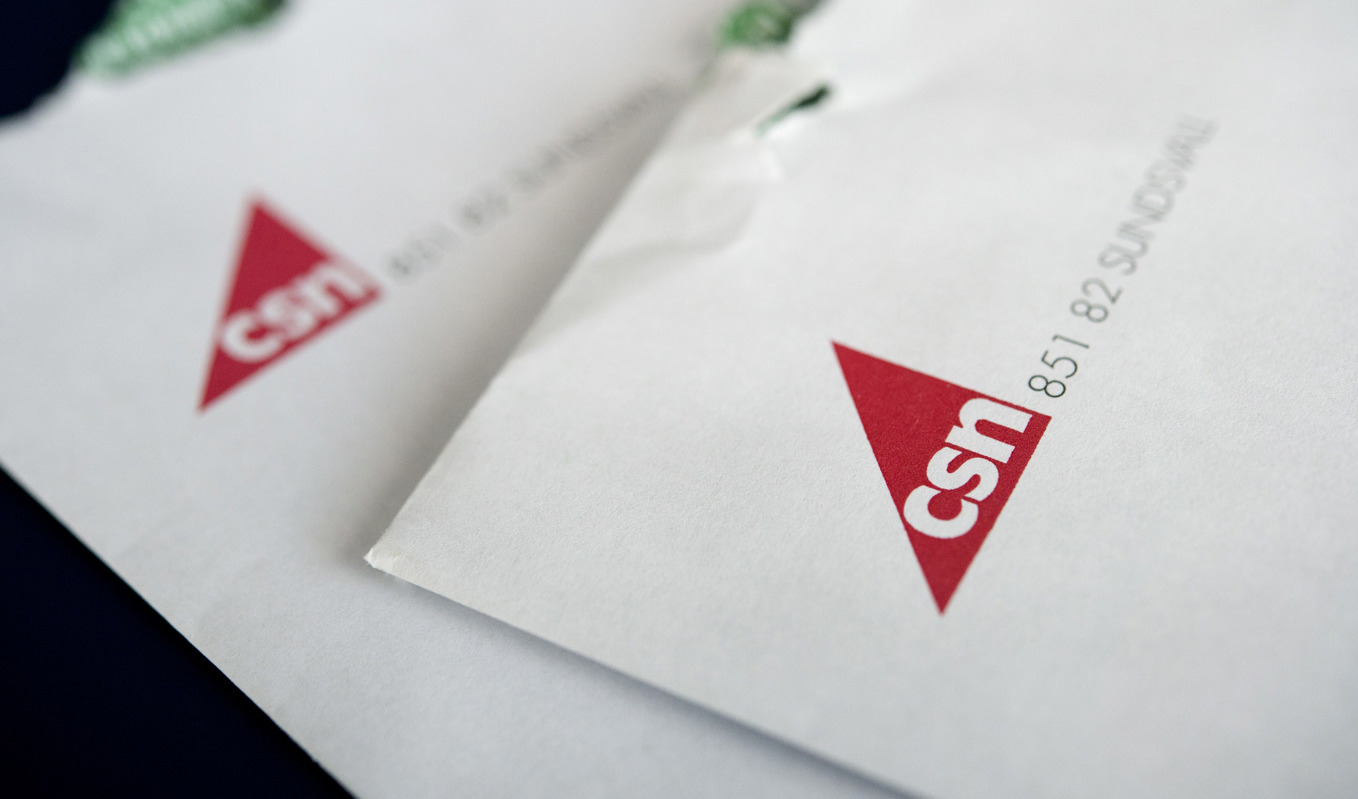 Enligt tidningens granskning ansökte flera personen till CSN-pengar med fejkade intyg. Arkivbild. Foto: Jessica Gow/TT