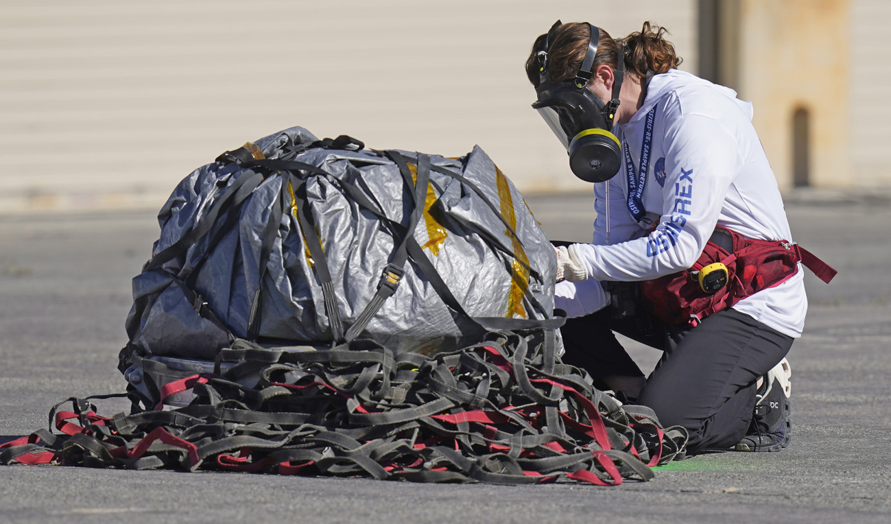 Rymdkapseln landade på jorden i september. Arkivbild. Foto: Rick Bowmer/AP/TT