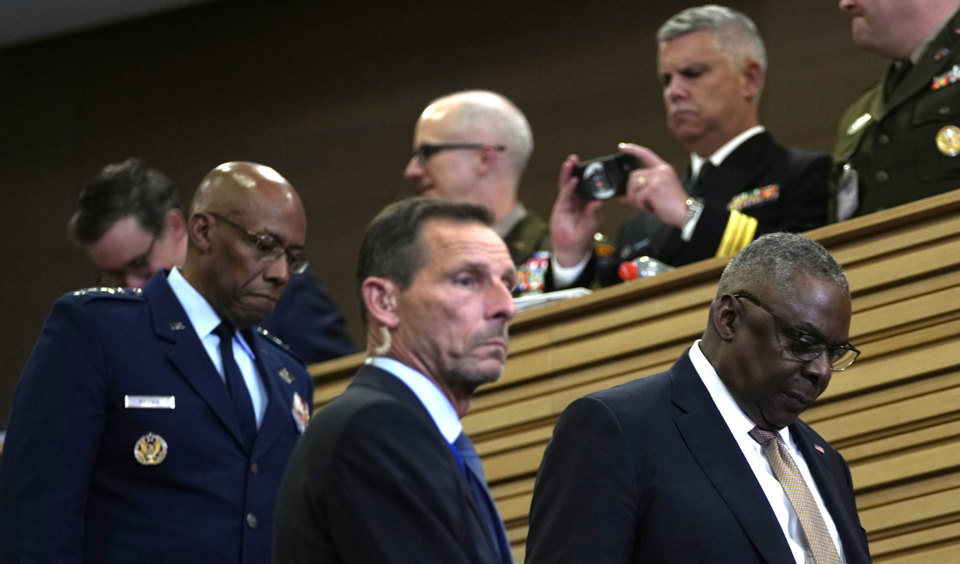 USA:s försvarsminister Lloyd Austin i samband med Natos möte i Bryssel. Foto: Virginia Mayo