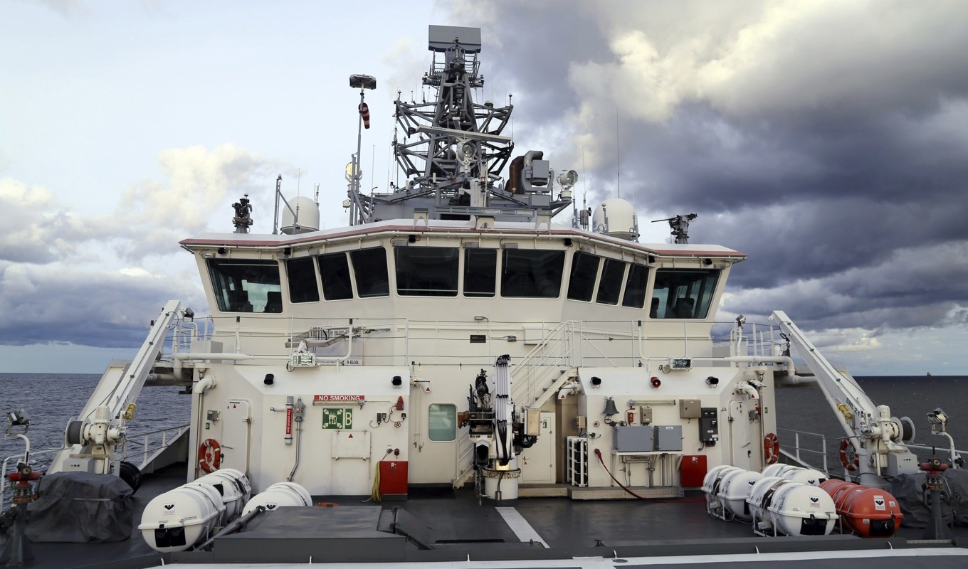 Finländska gränsbevakningen patrullerade i närheten av den plats där man upptäckt en läcka på gasledningen Balticconnector i Finska viken. Arkivbild. Foto: Finländska gränsbevakningen/TT