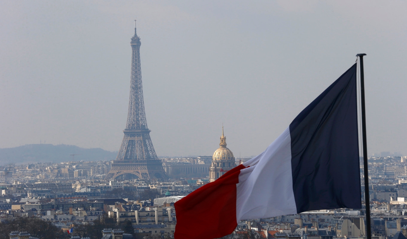 Fransk industri bromsar in hårdare än väntat, men inbromsningen i tjänstesektorn avtar. Arkivbild Foto: Francois Mori AP/TT