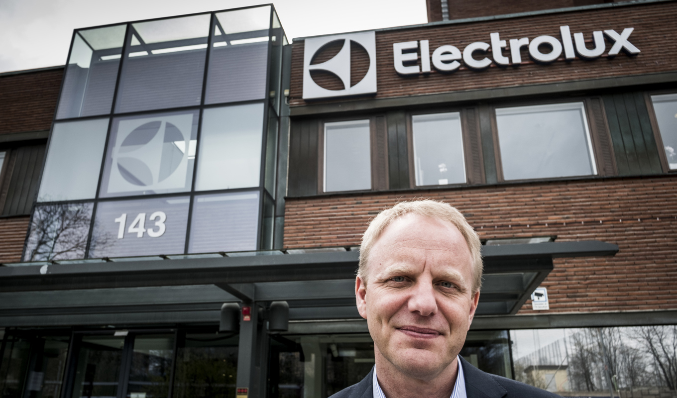 Electrolux vd Jonas Samuelson utanför huvudkontoret i Stockholm. Arkivbild. Foto: Magnus Hjalmarson Neideman/SvD/TT