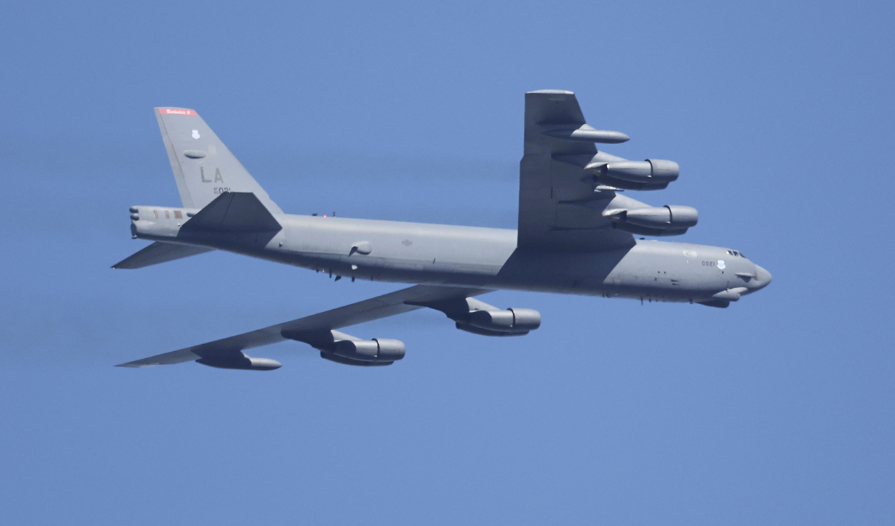 Ett amerikanskt bombflyg av typen B-52 fotograferat vid en försvarsmässa i Sydkorea tidigare i år. Foto: Kim In-Chul/Yonhap/AP/TT