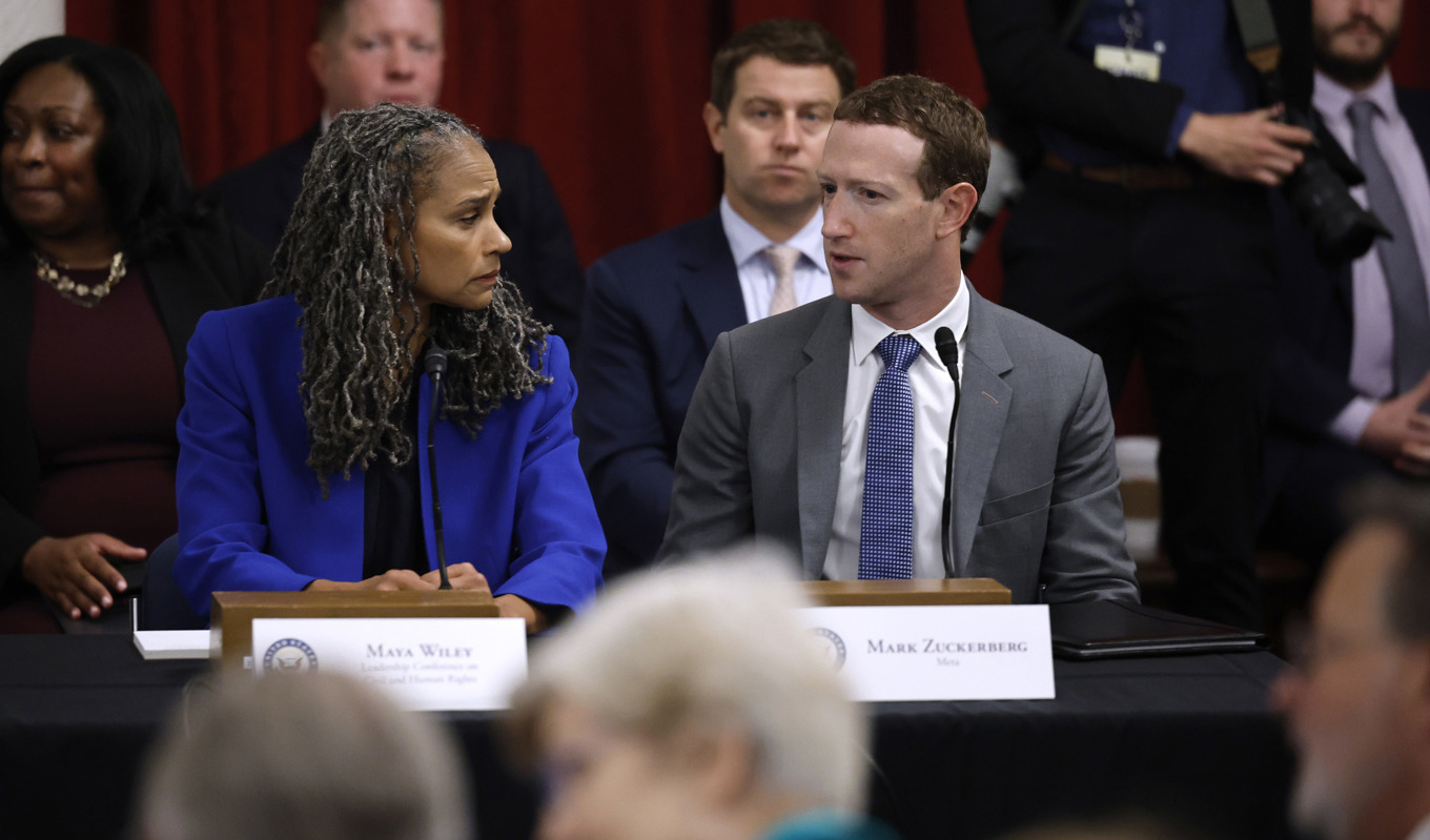 Mark Zuckerberg säger sig ha blivit pressat att censurera sann information på sin plattform. Foto: Chip Somodevilla/Getty Images