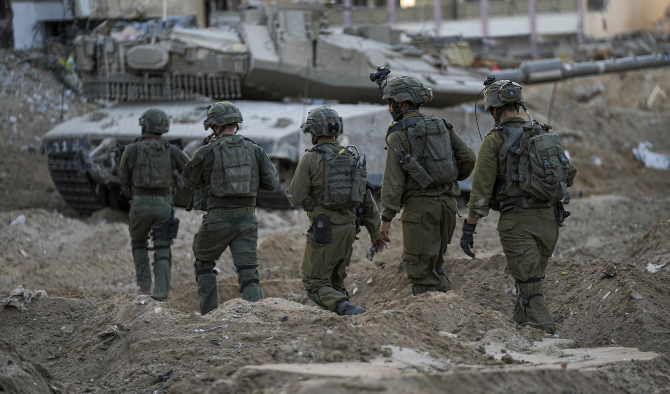 Israeliska soldater i Gaza. Bilden är från i onsdags. Foto: Ohad Zwigenberg/AP/TT