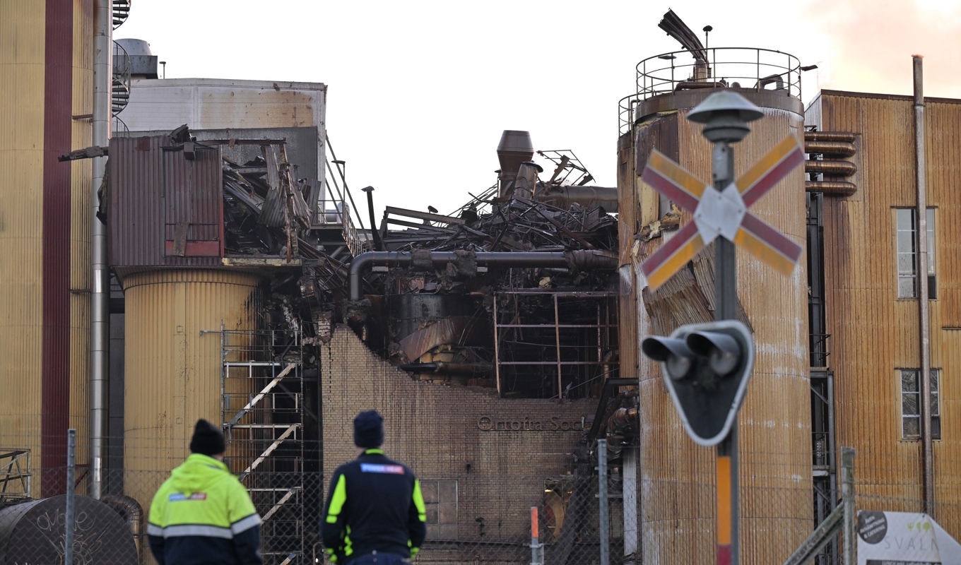 En explosion på sockerbruket i Örtofta ställde till det i tågtrafiken under lördagen. Foto: Johan Nilsson/TT