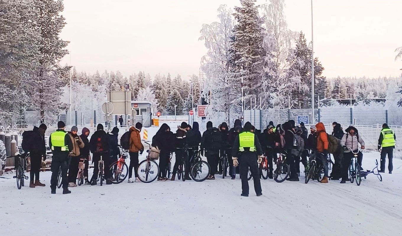 35 personer anlände till gränsstationen i Salla på måndagen. Foto: Lapplands Gränsbevakningssektion/TT