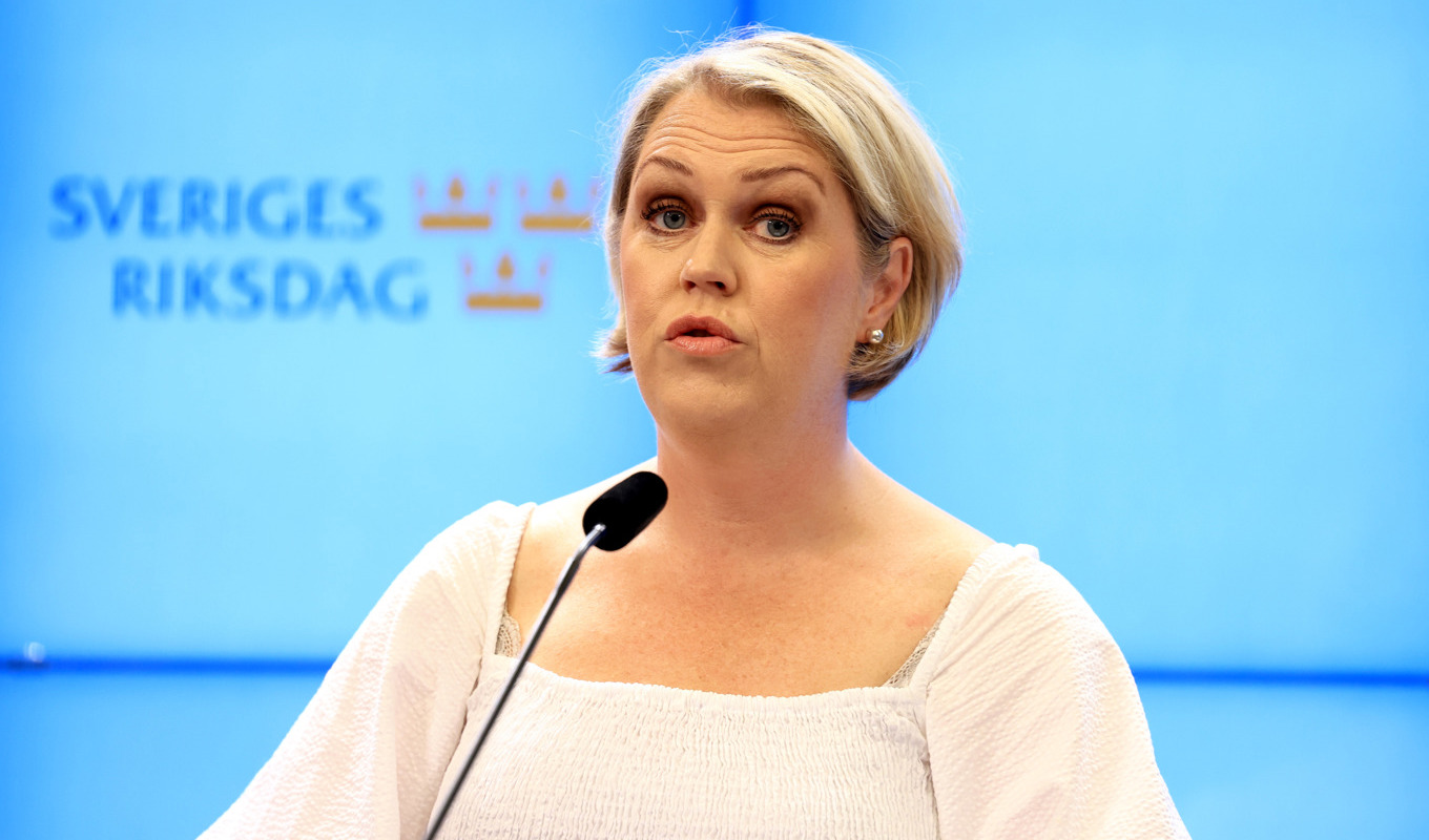 Socialdemokraternas gruppledare Lena Hallengren (S) debatterar antisemitism i riksdagen på tisdagen. Arkivbild. Foto: Ali Lorestani/TT