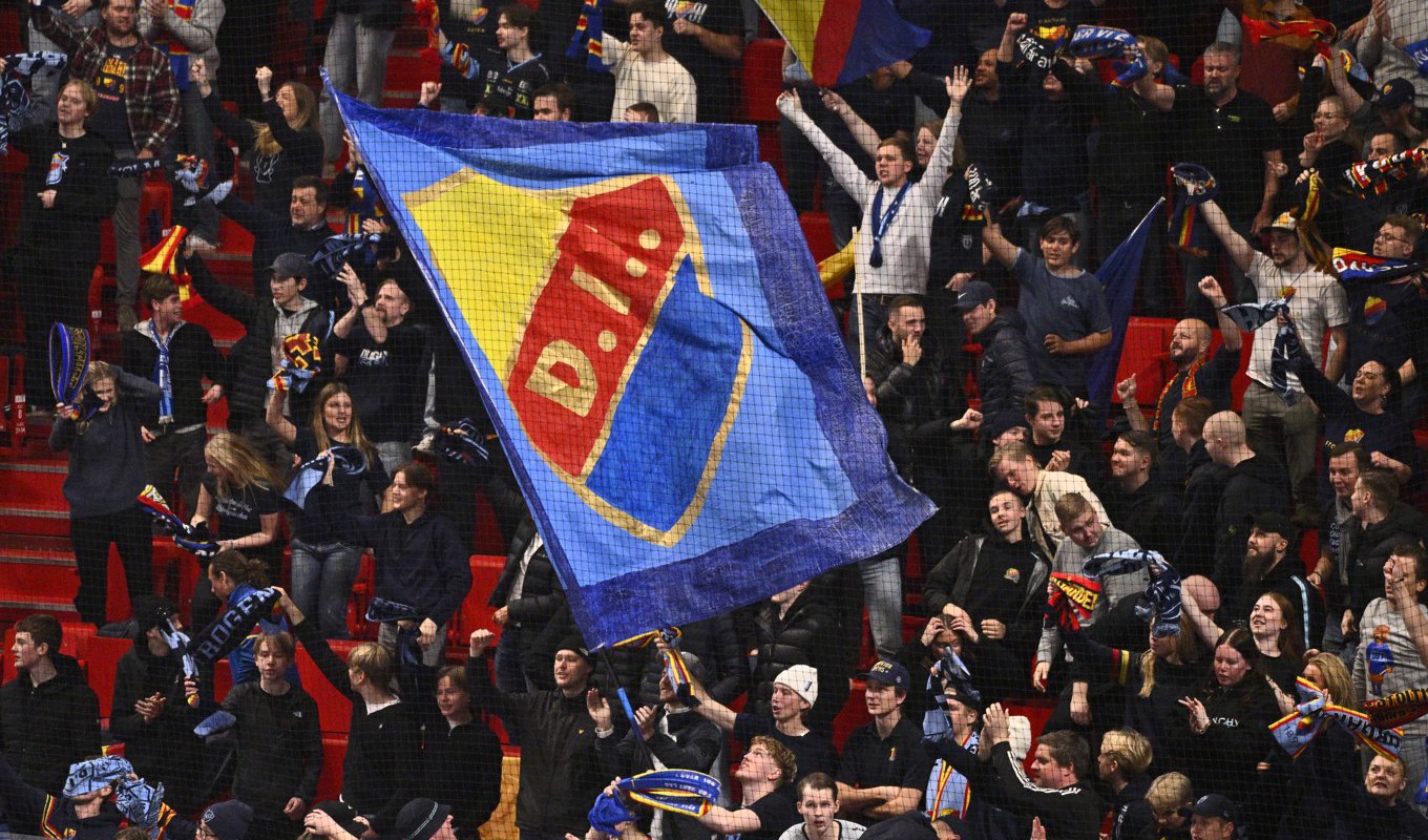 Djurgården och Karlskoga får två spelare vardera avstängda efter bråk. Arkivbild. Foto: Claudio Bresciani/TT