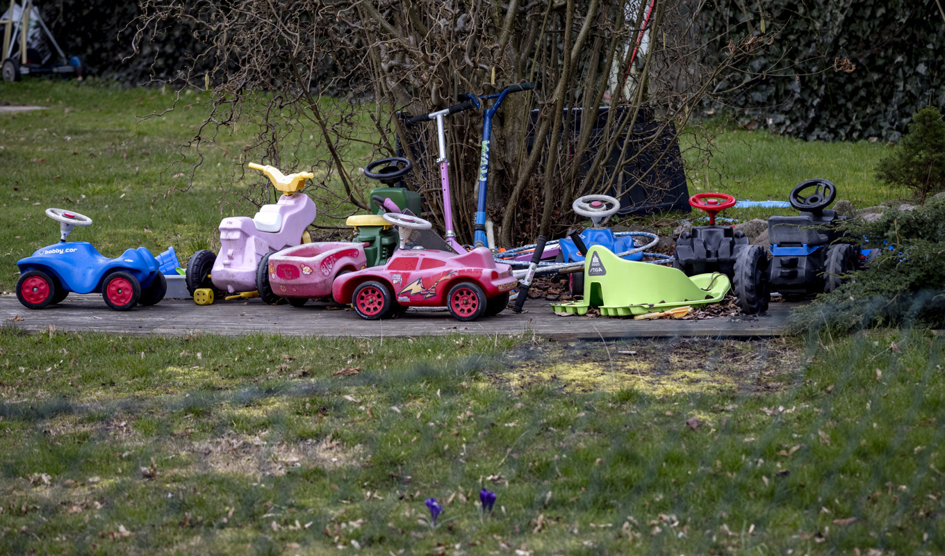 Föräldrarna till en i dag sjuårig flicka står inför rätta för bland annat synnerligen grov misshandel mot sin dotter, som natten till julafton förra året befann sig i ett livshotande tillstånd när hon kom till sjukhus. Arkivbild. Foto: Johan Nilsson/TT