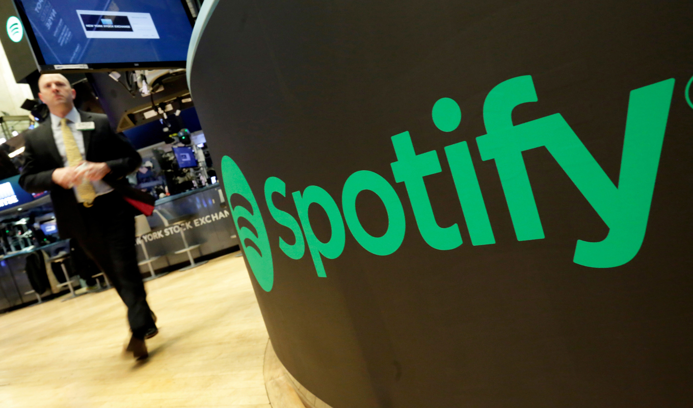 Spotify drar ned personalstyrkan kraftigt. Arkivbild Foto: Richard Drew AP/TT