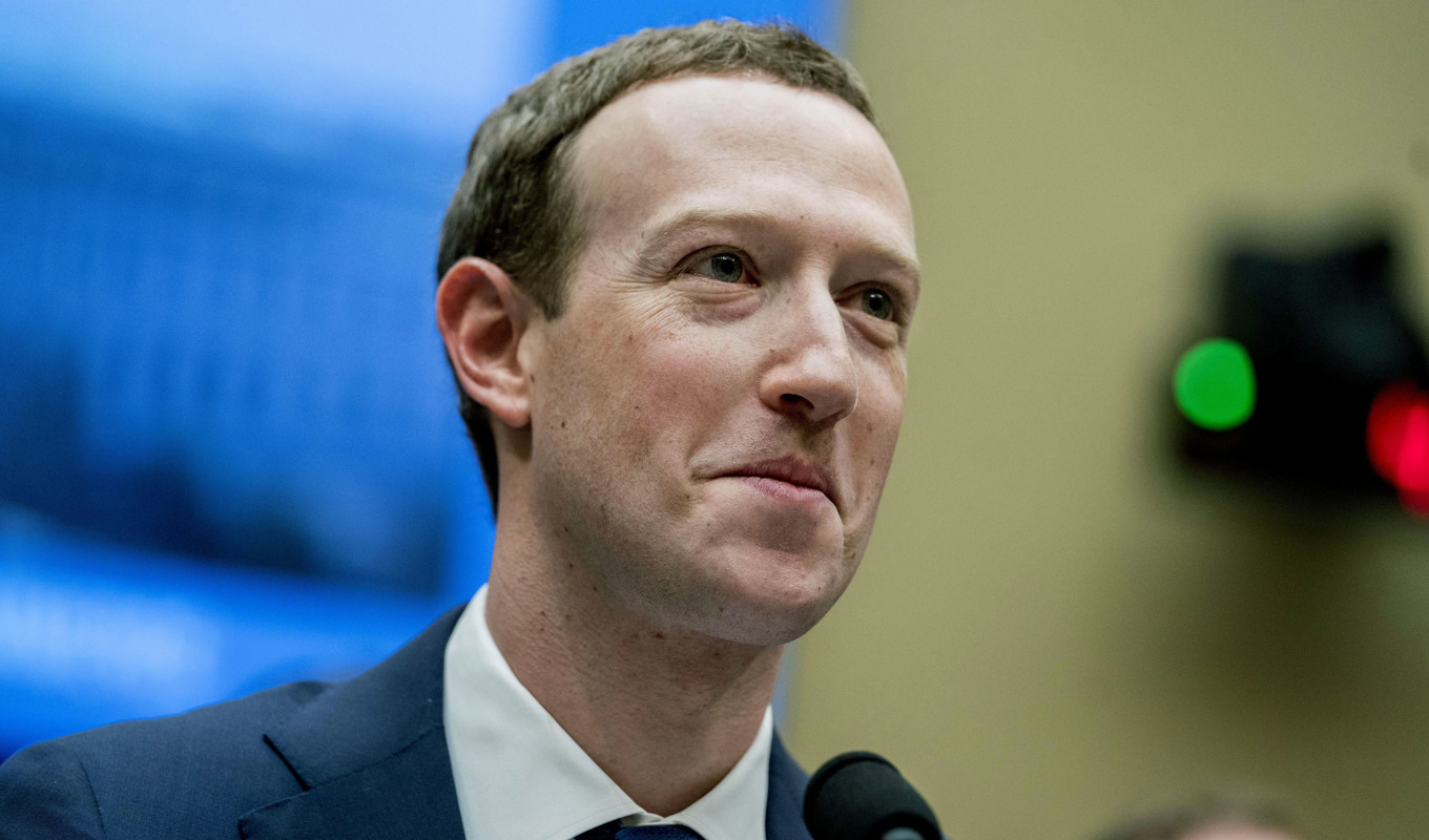 Mark Zuckerberg har via stiftelser och fonder som förvaltar hans förmögenhet sålt Meta-aktier för 1,9 miljarder kronor i november. Arkivbild Foto: Andrew Harnik AP/TT