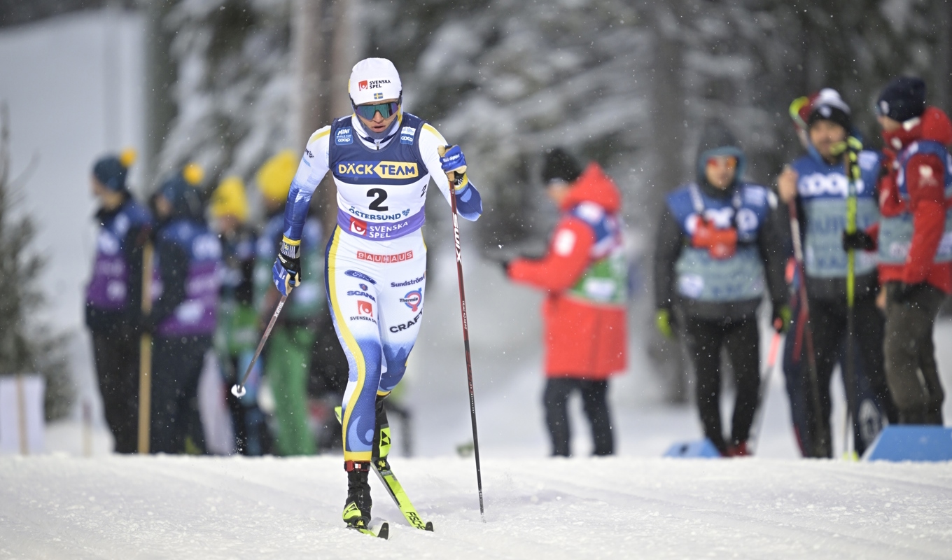 Ingen kunde hänga med Linn Svahn i sprintkvalet. Foto: Anders Wiklund/TT