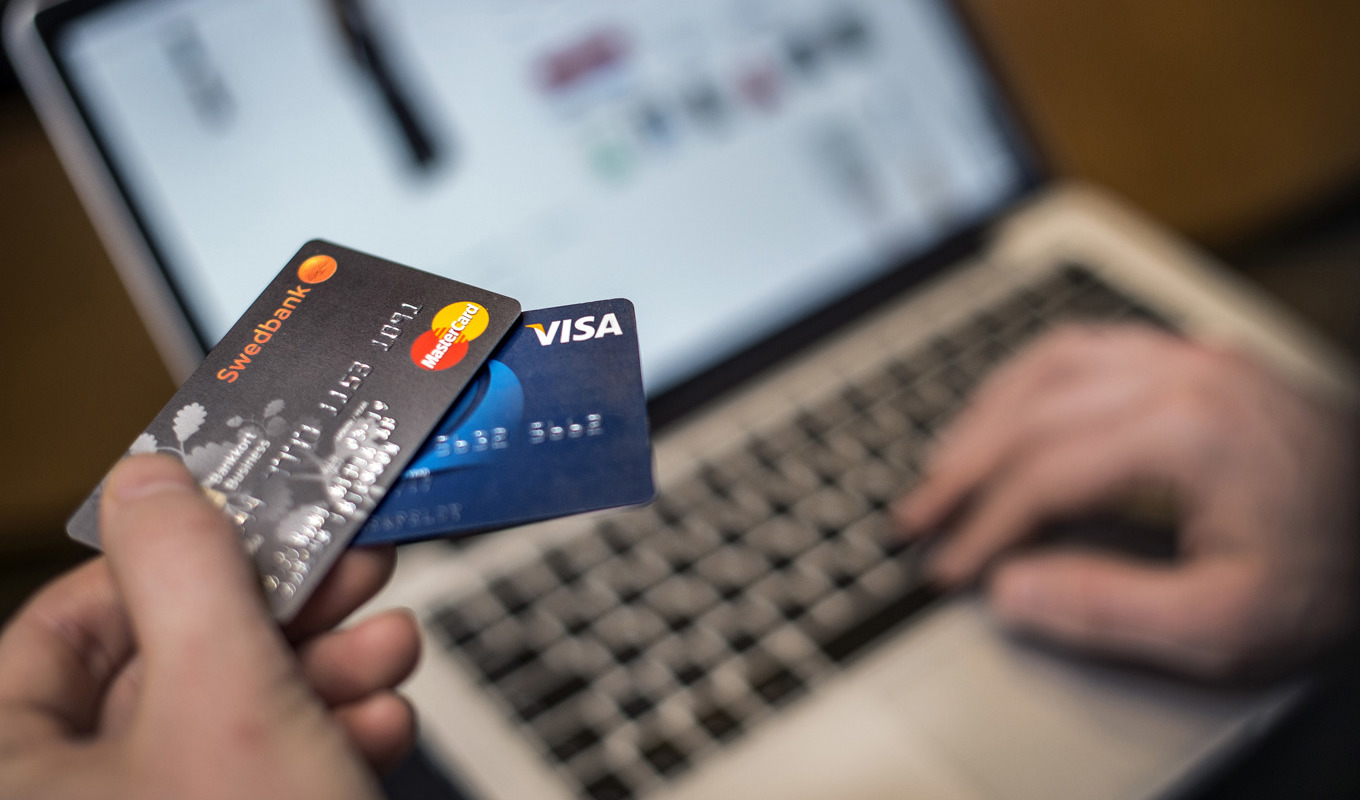 En majoritet av granskade företag bröt mot bestämmelserna när de lockade med rea. Arkivbild. Foto: Marcus Ericsson/TT