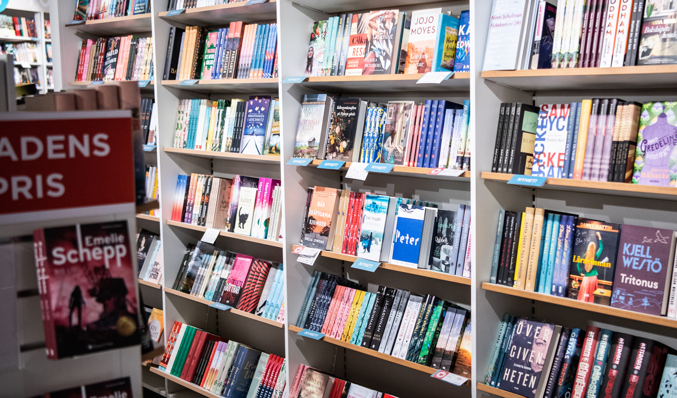 Den tryckta översatta litteraturen säljer sämre i Sverige. Arkivbild. Foto: Amir Nabizadeh/TT